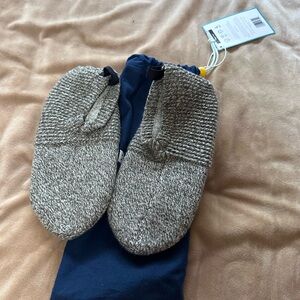 Bombas The Gripper Gray Knit Slippers Small New